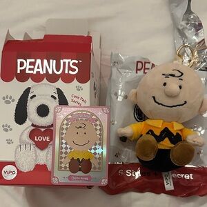 Peanuts - Charlie Brown Plush Pendant